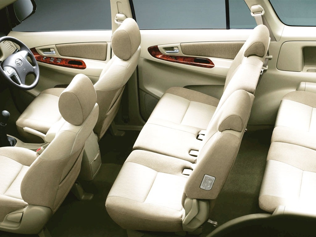 Toyota innova Seating
