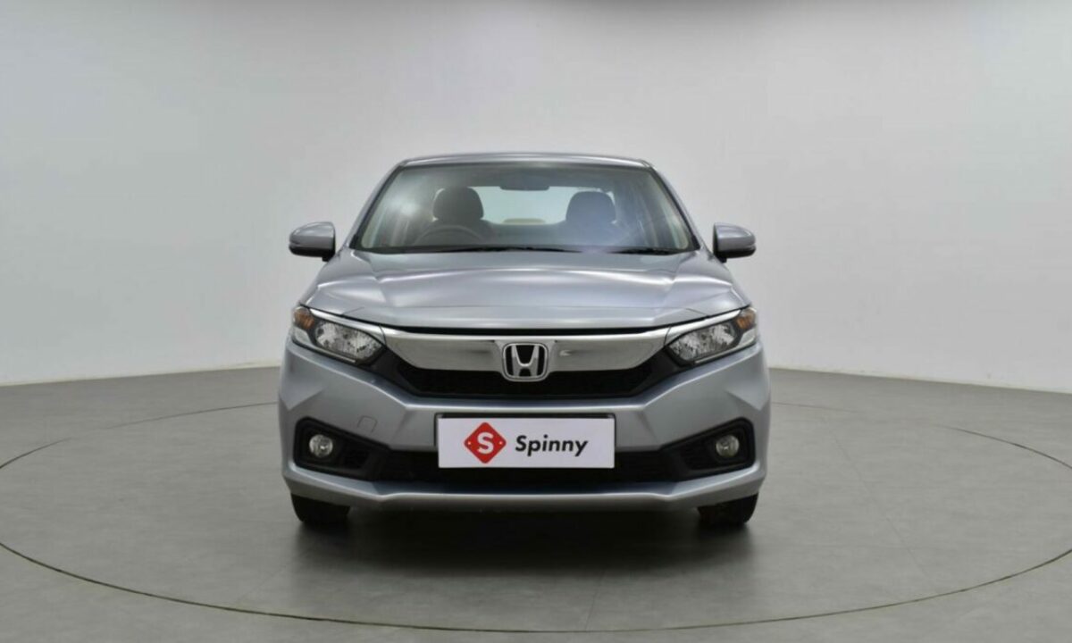 7 Reasons Why You Should Own a Honda Car - Spinny Blog