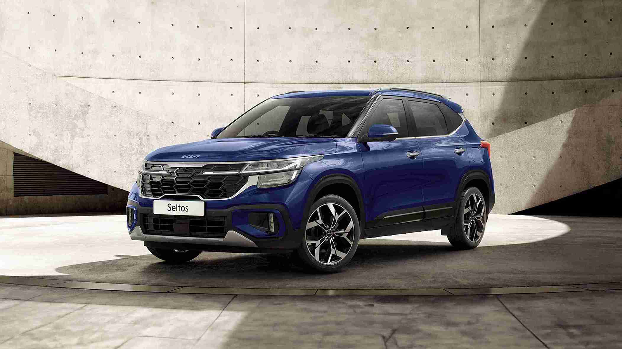 2024 Kia Seltos Front Right 1