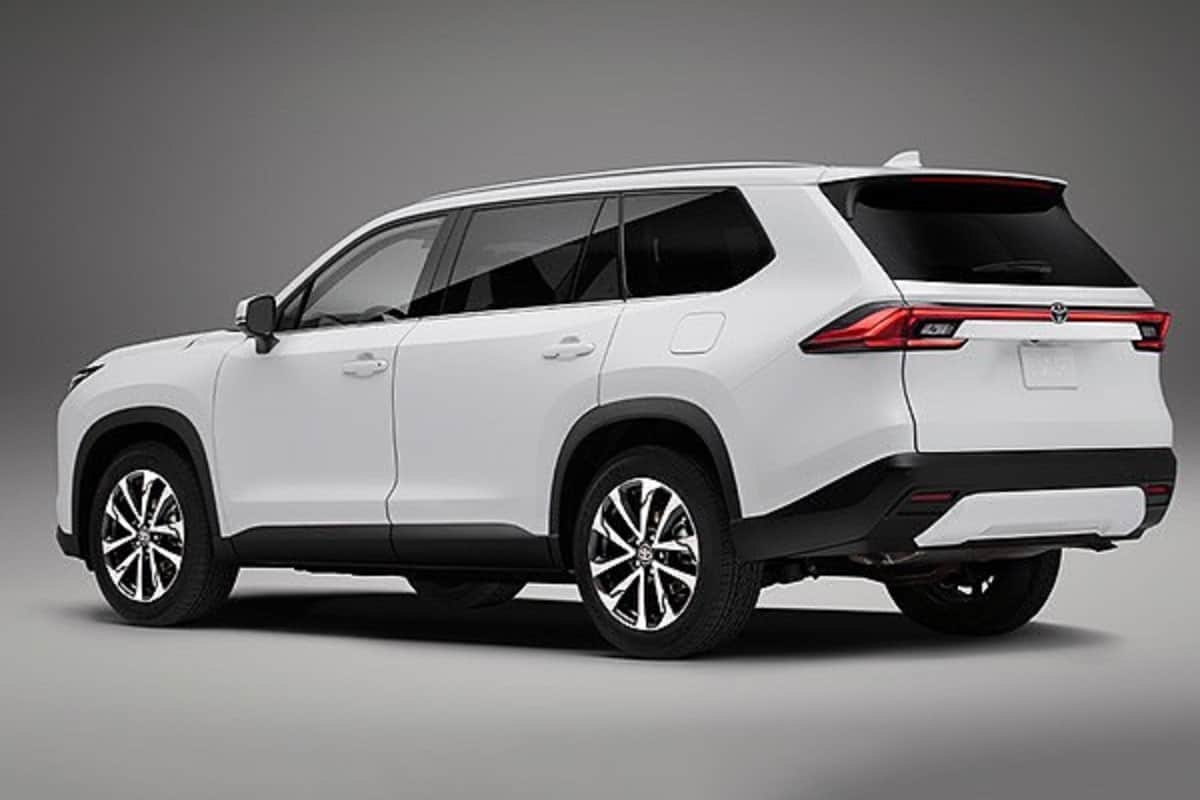 New Toyota 7 Seater SUV