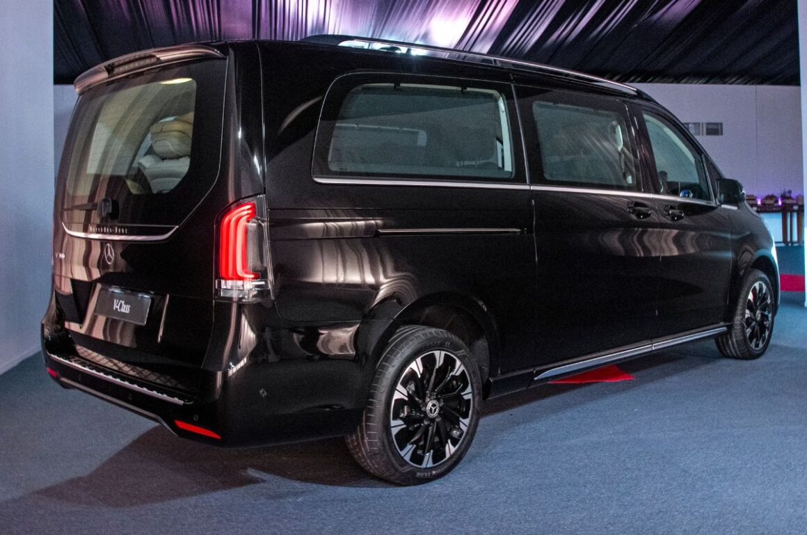 Mercedes Benz V-Class rear