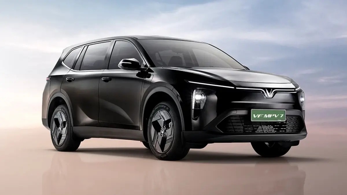 VinFast VF MPV 7 1