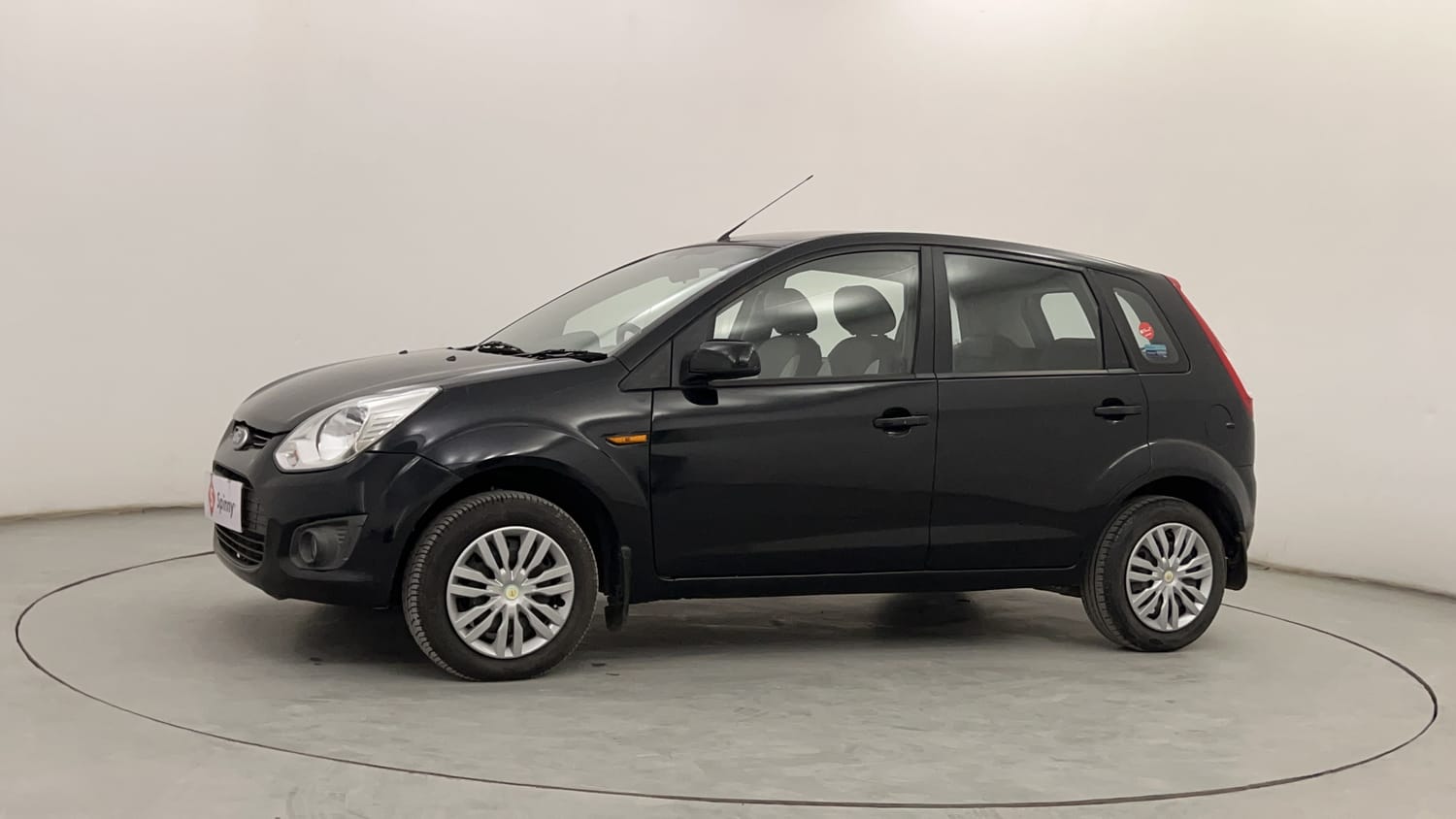 Ford Figo Exterior Images