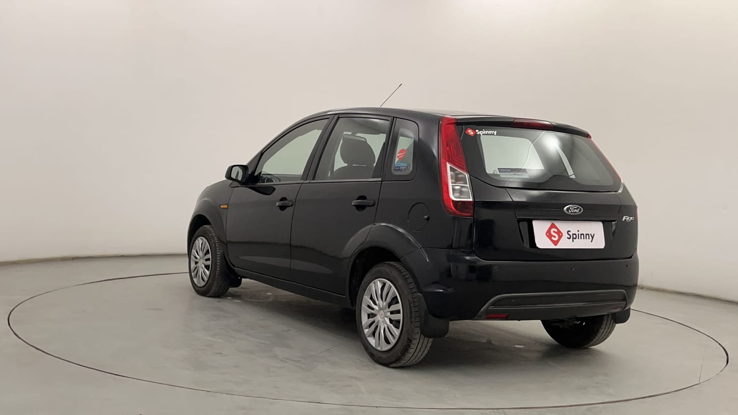 Ford Figo Exterior Images