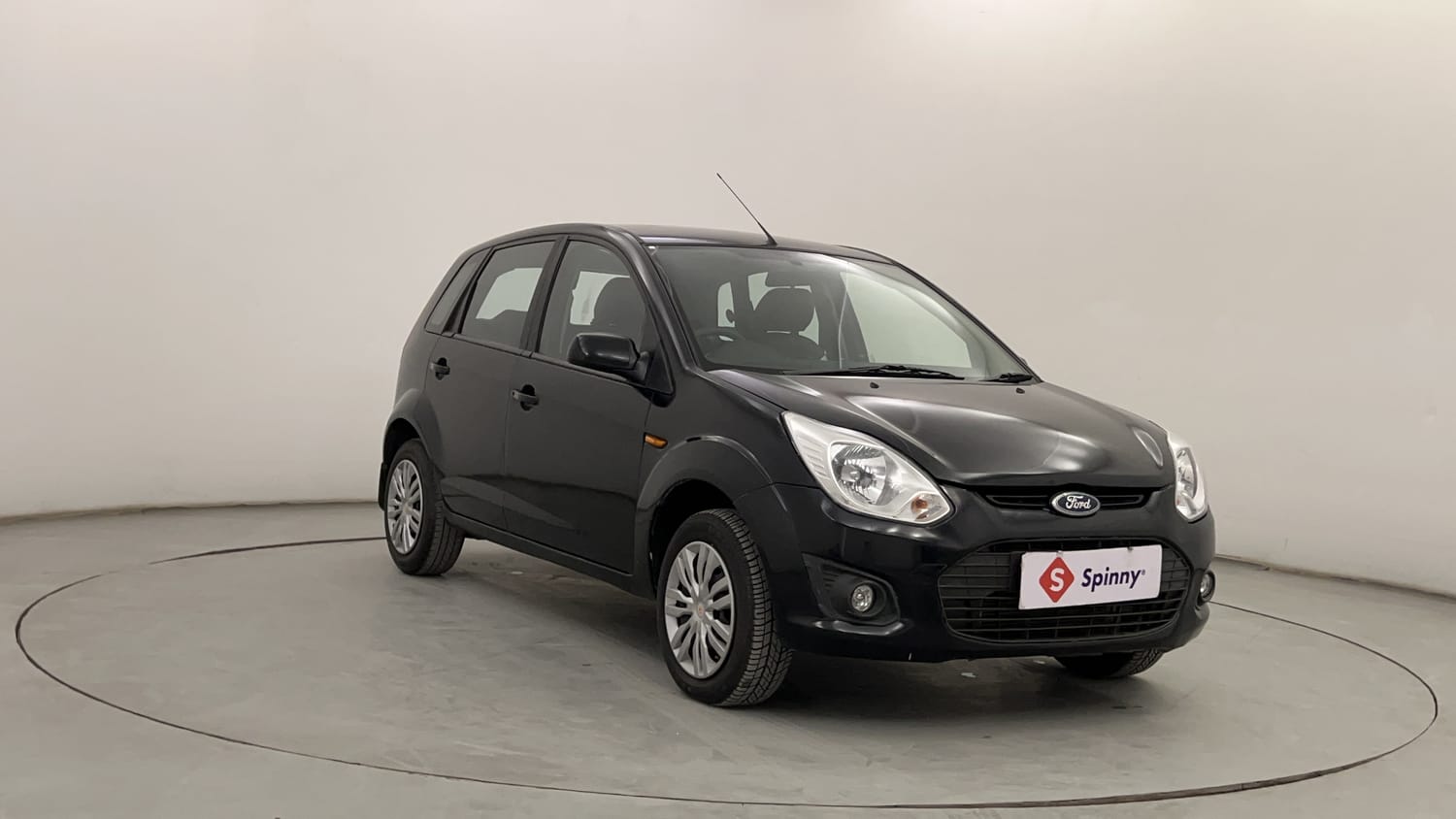 Ford Figo Exterior Images