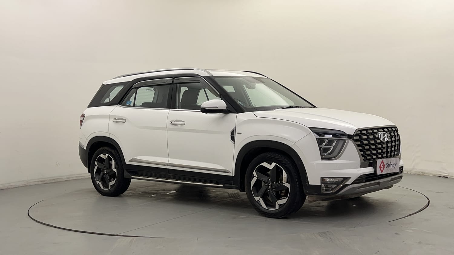 Hyundai Alcazar Exterior Images