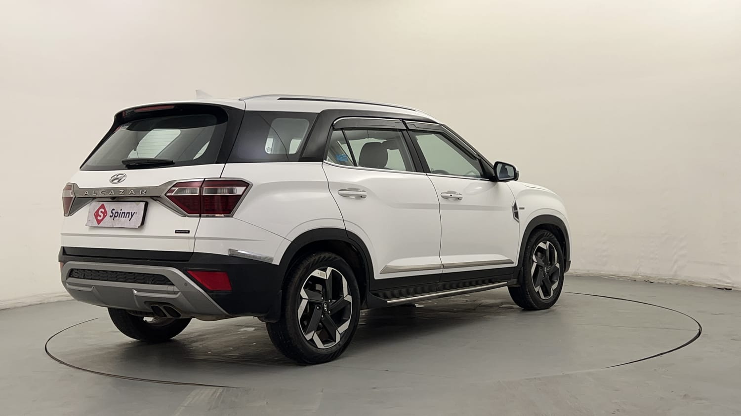 Hyundai Alcazar Exterior Images