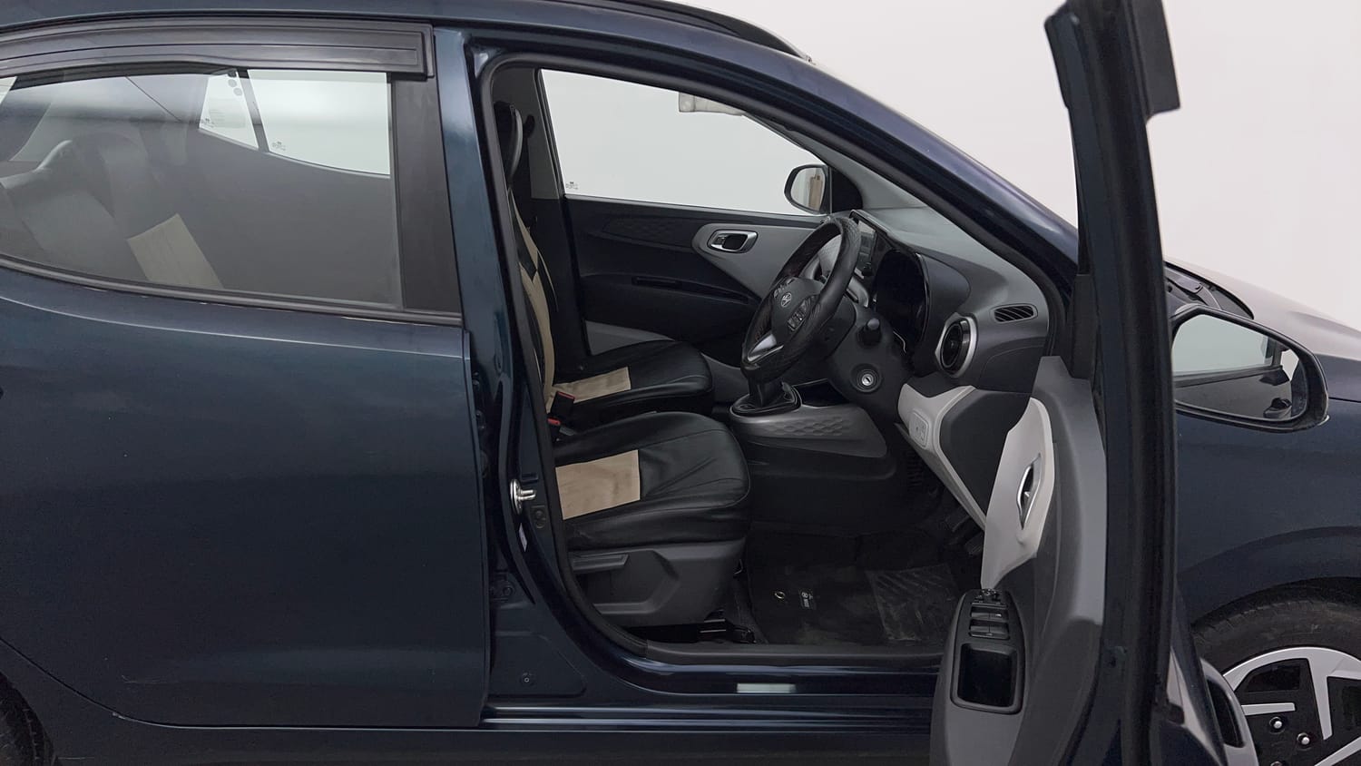 Hyundai Grand i10 Nios Interior Images