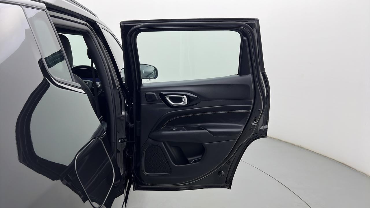 Jeep Compass Interior Images