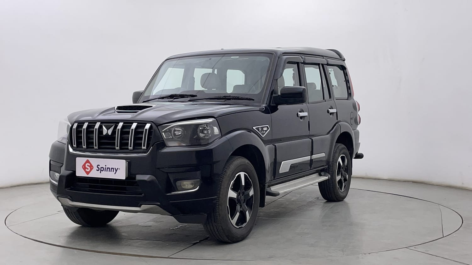 Mahindra Scorpio Images