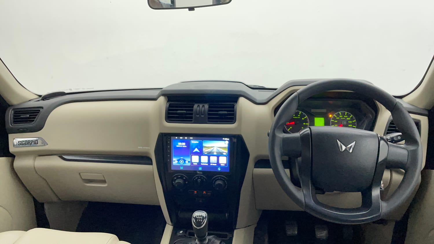 Mahindra Scorpio Interior Image