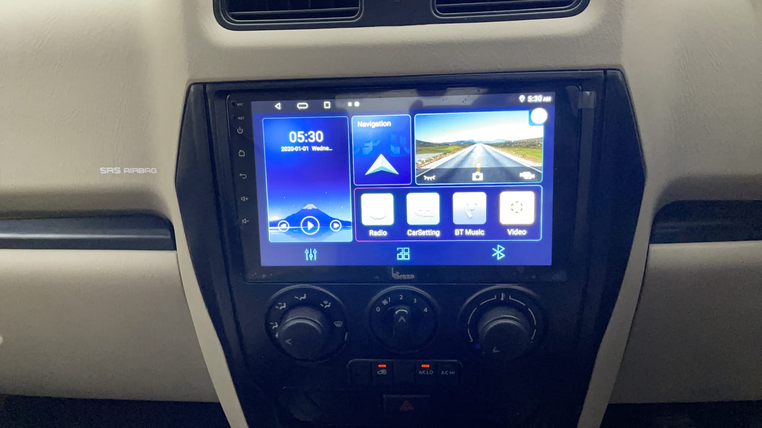 Mahindra Scorpio Interior Image