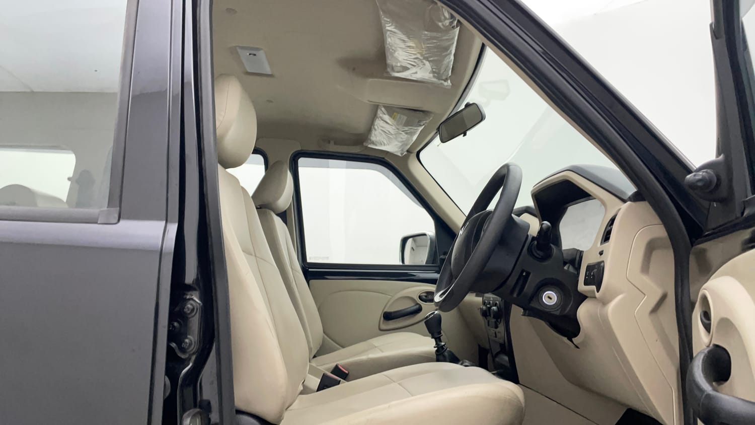 Mahindra Scorpio Interior Image
