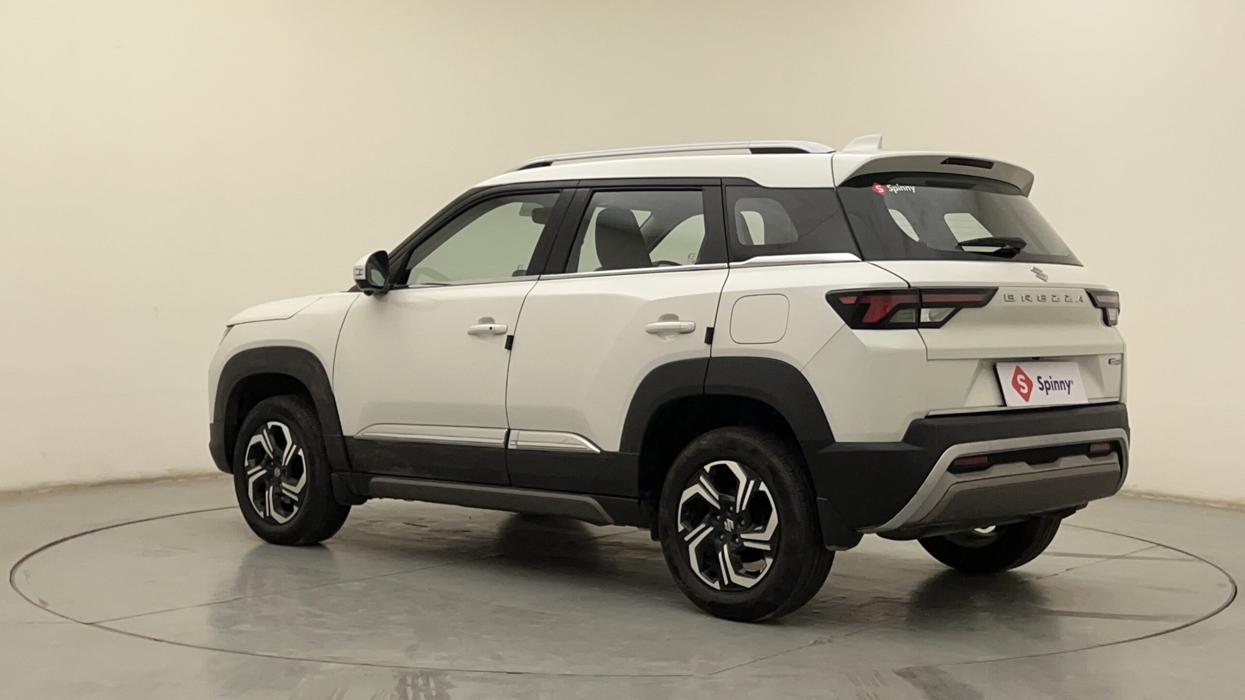 Brezza exterior image