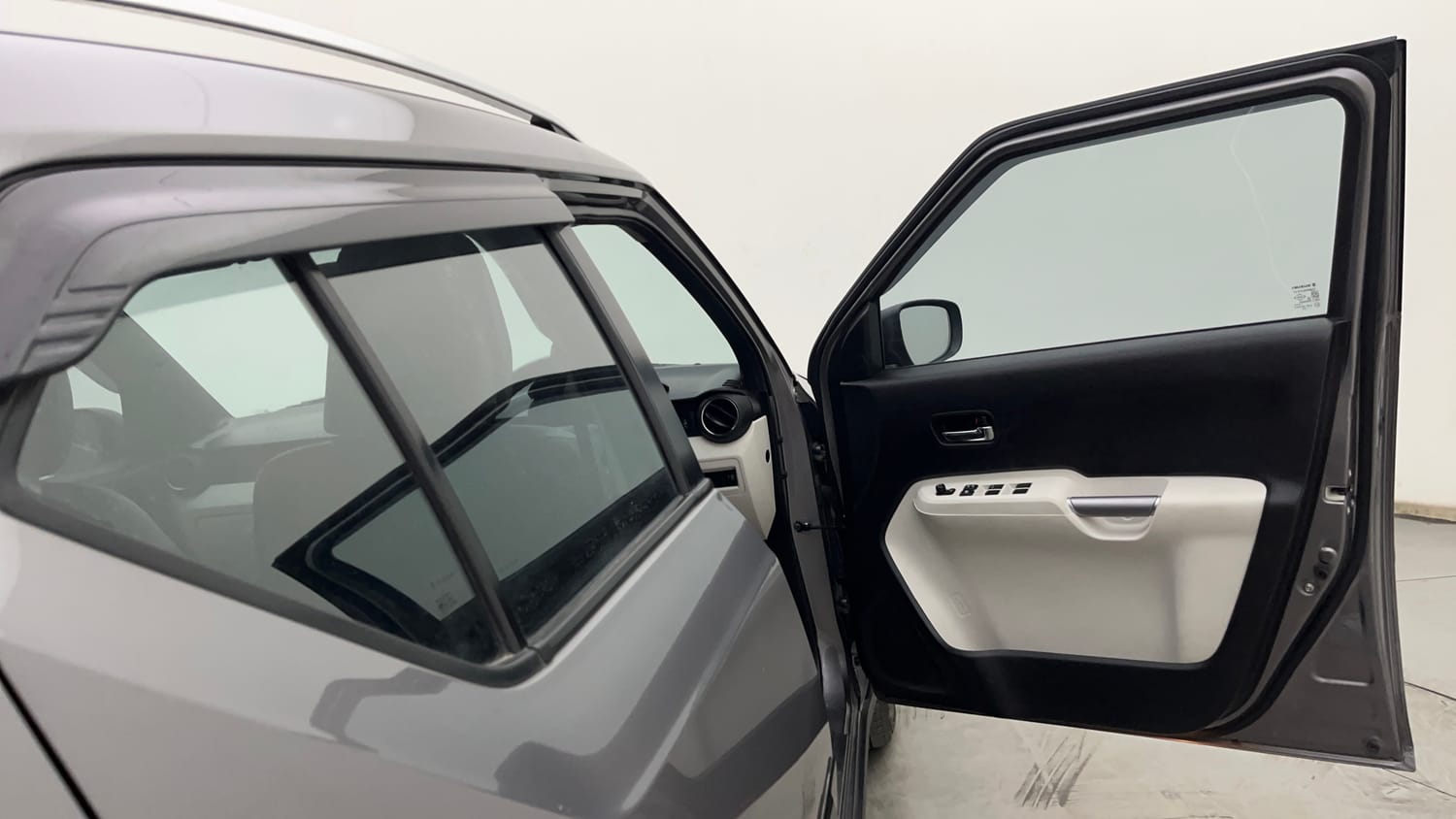 Maruti Suzuki Ignis Interior Images
