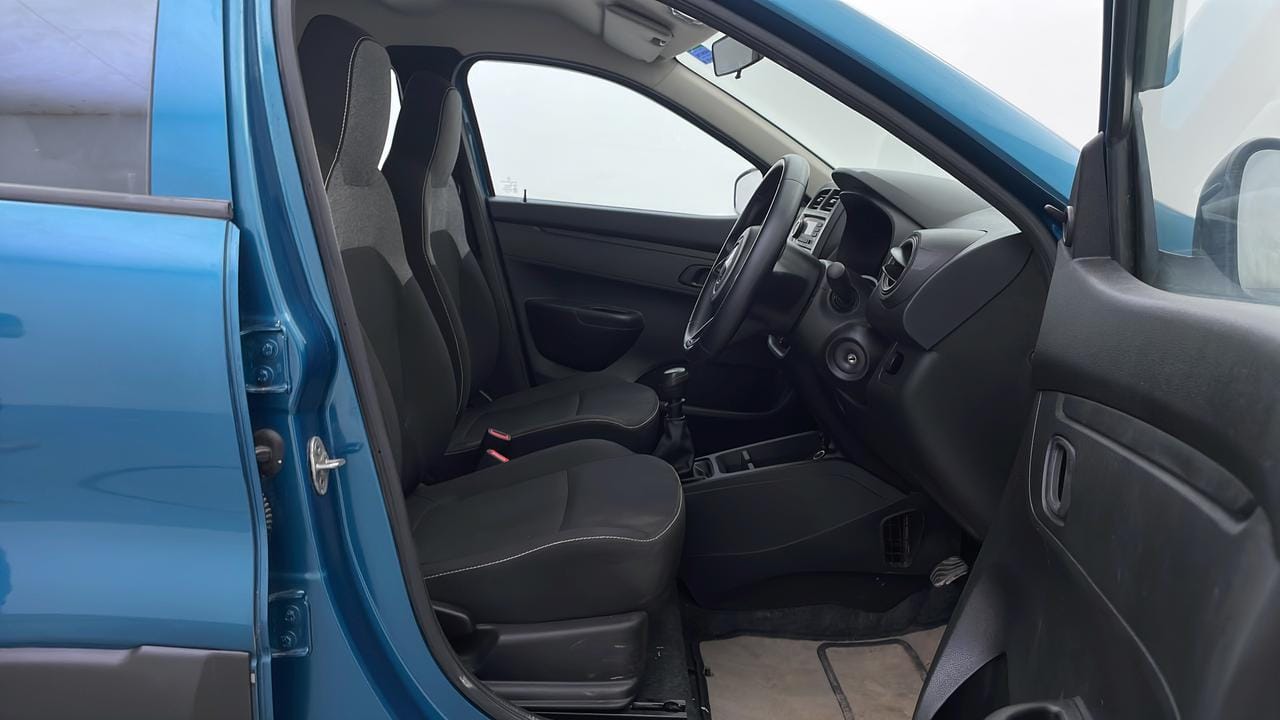 Renault Kwid interior image