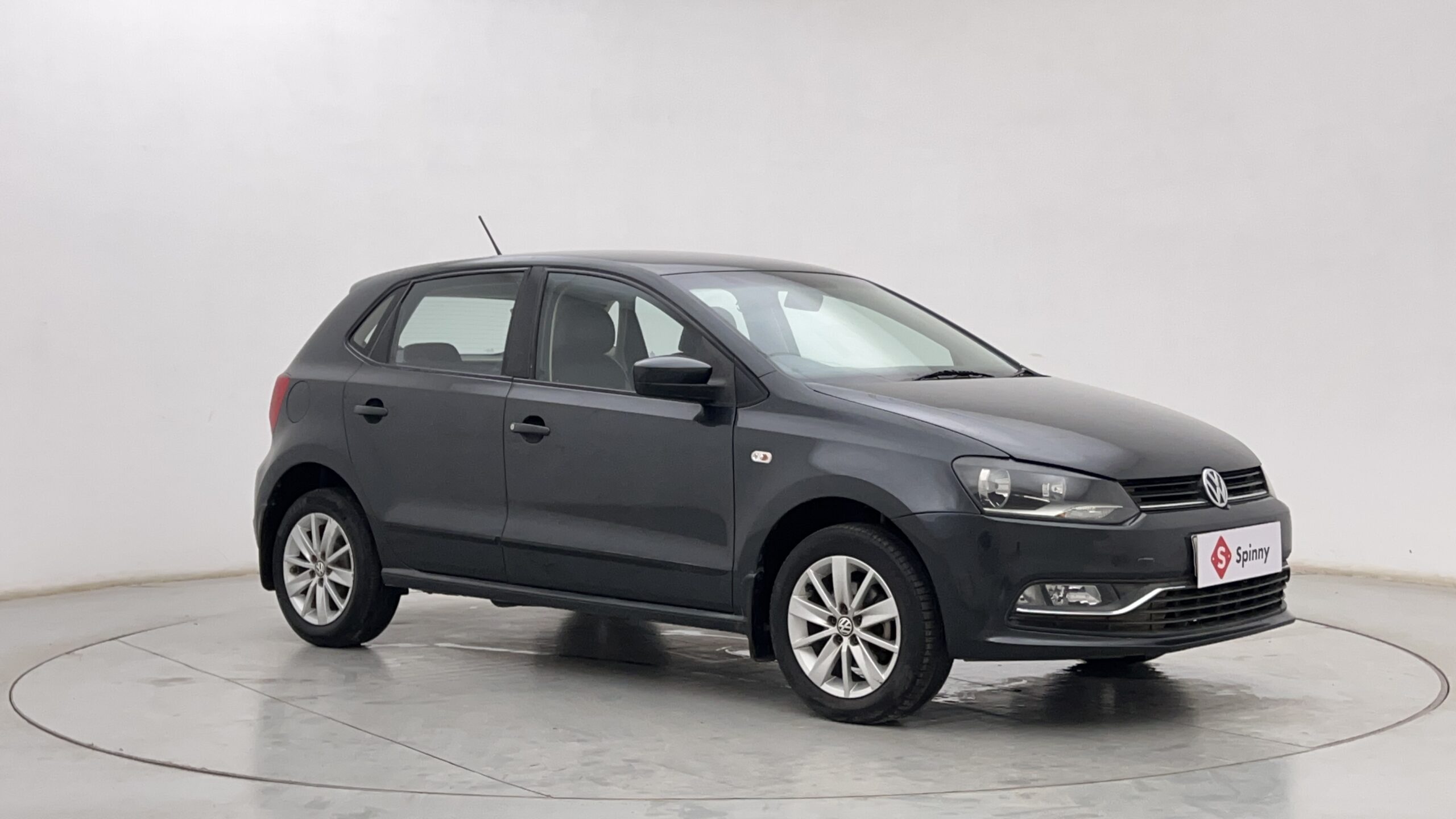 Volkswagen Polo Exterior Images