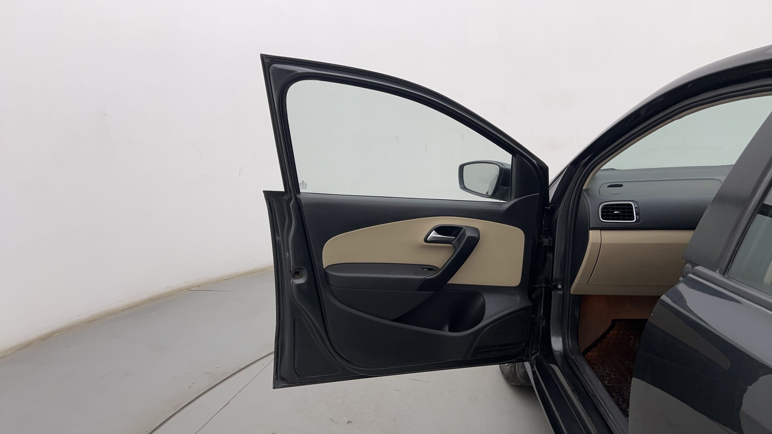 Volkswagen Polo Interior Images