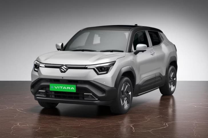 20250625034534_Maruti_Suzuki_e-Vitara_Arctic_White_with_Bluish_Black_Roof[1] (1)