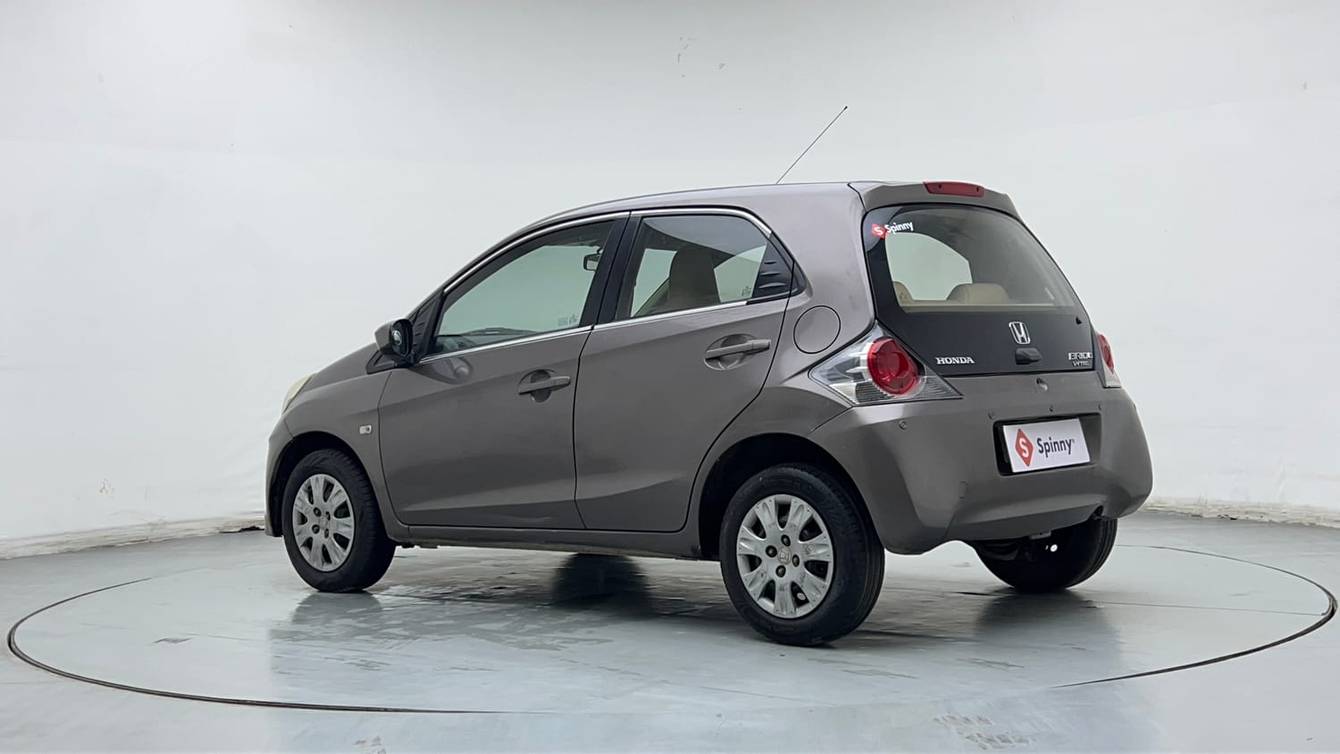 New_Honda_Brio_exterior_LEFT_REAR_CORNER_VIEW
