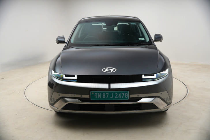 New Hyundai Ioniq 5 front view
