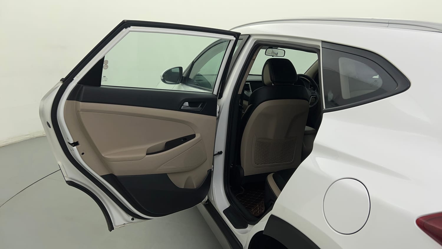 Hyundai Tucson Interior Images
