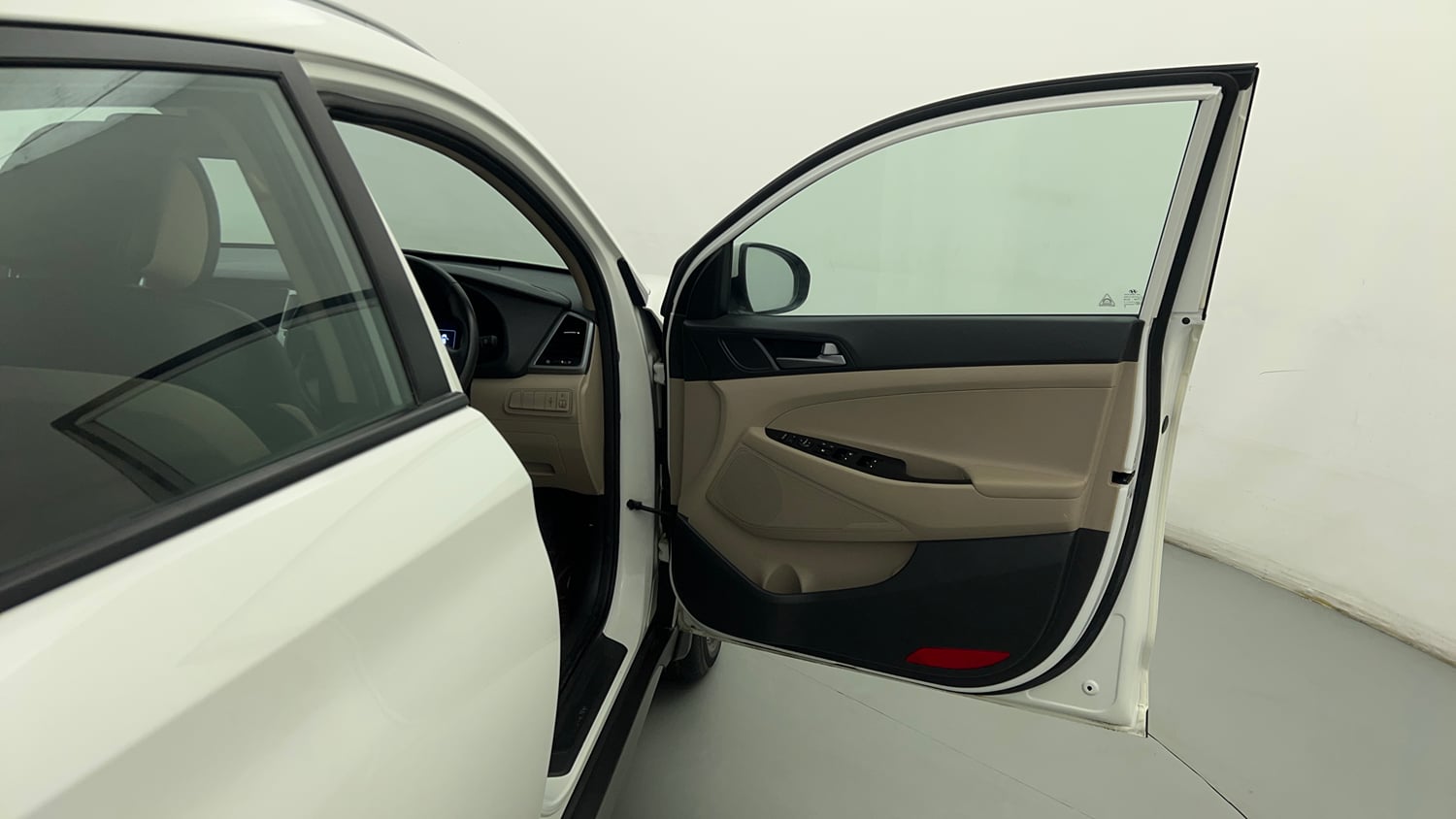 Hyundai Tucson Interior Images
