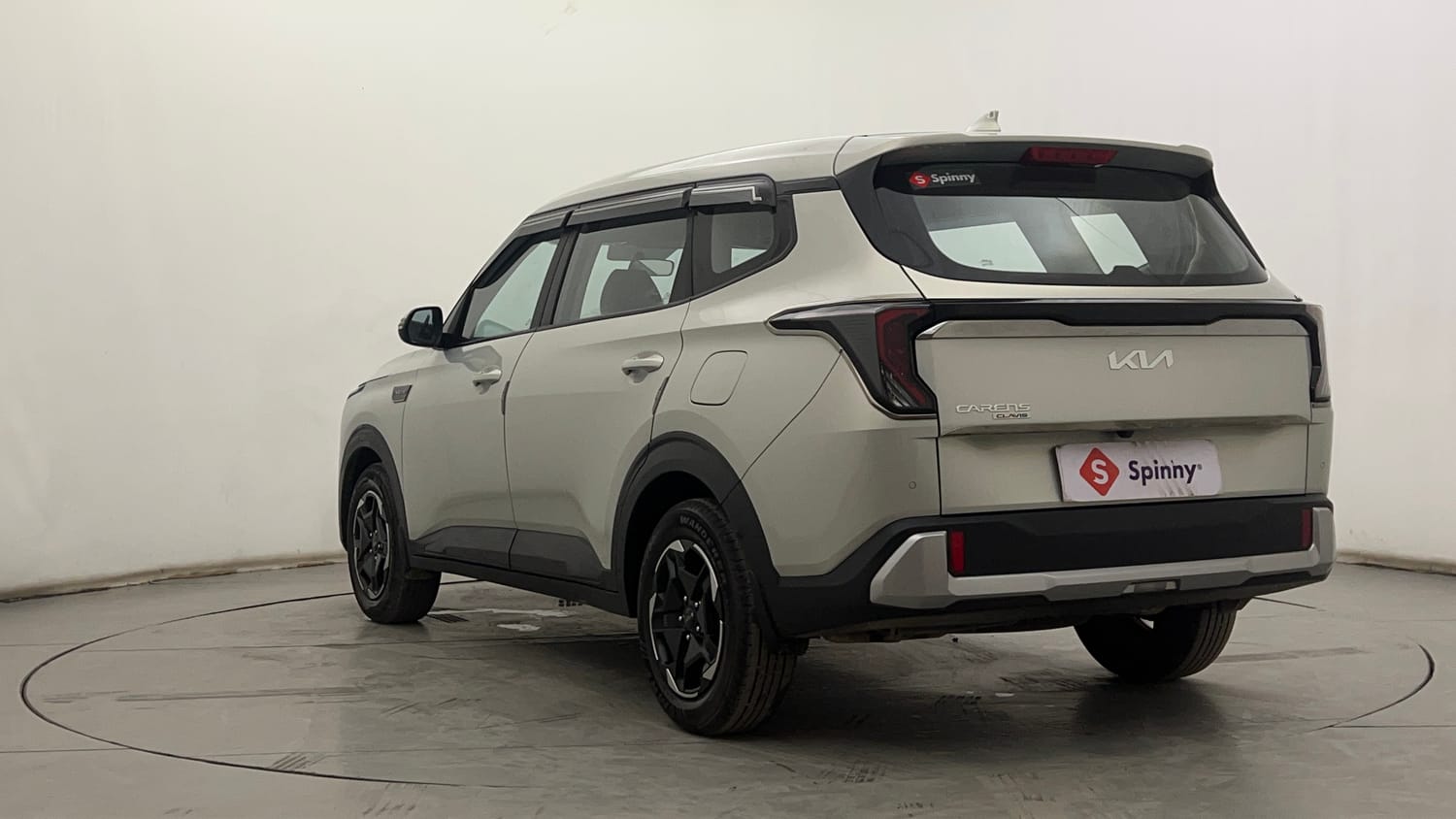 Kia Carens Clavis Exterior Images