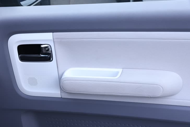 mg comet ev interior