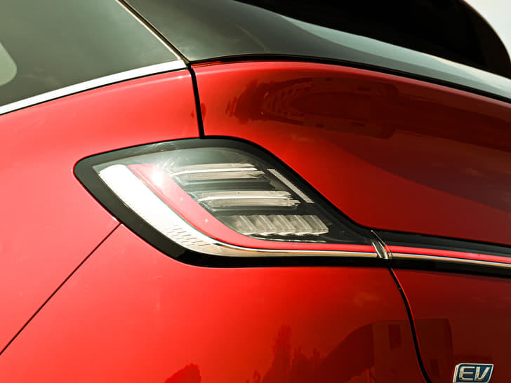 MG Windsor EV Exterior Images