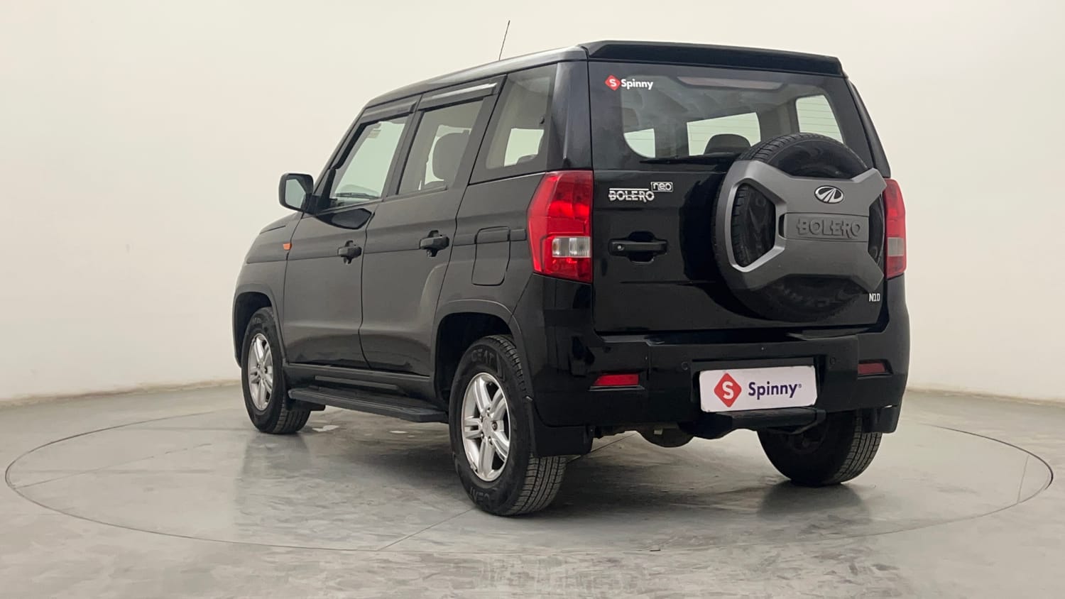 Mahindra Bolero Neo Exterior Images