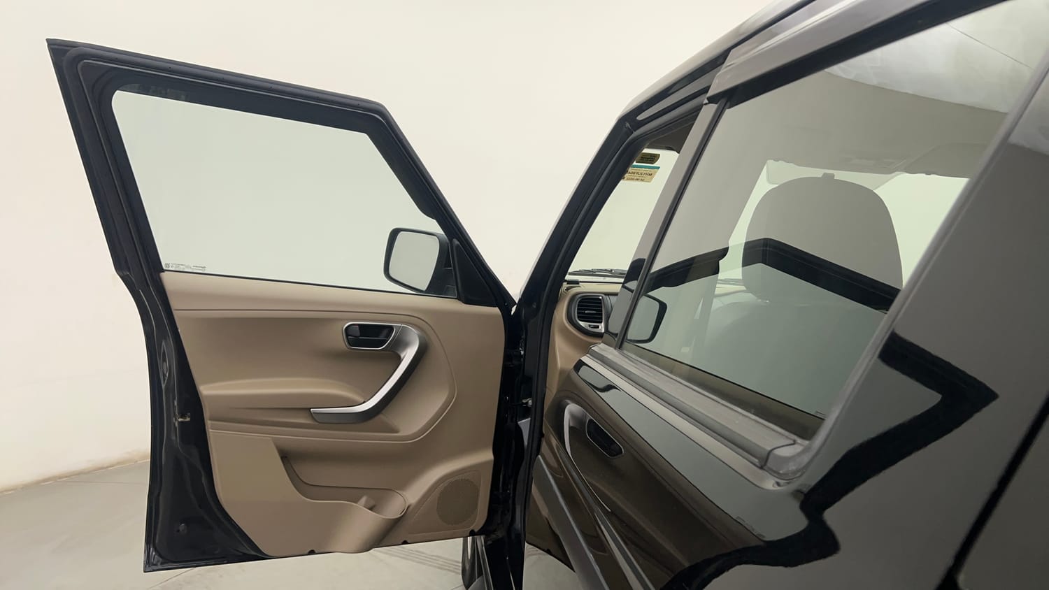 Mahindra Bolero Neo Interior Images