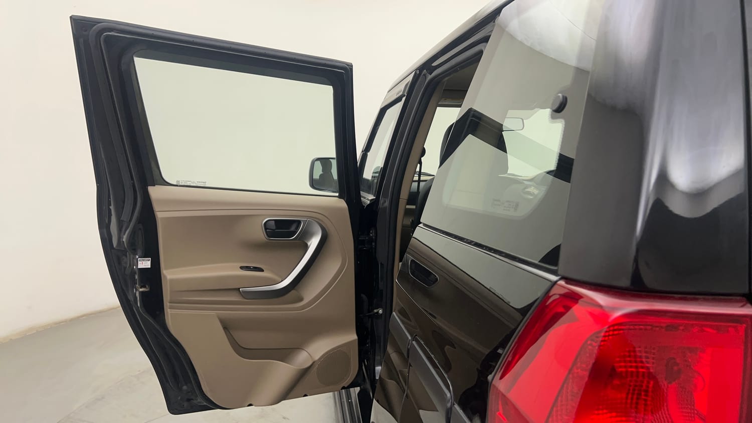 Mahindra Bolero Neo Interior Images
