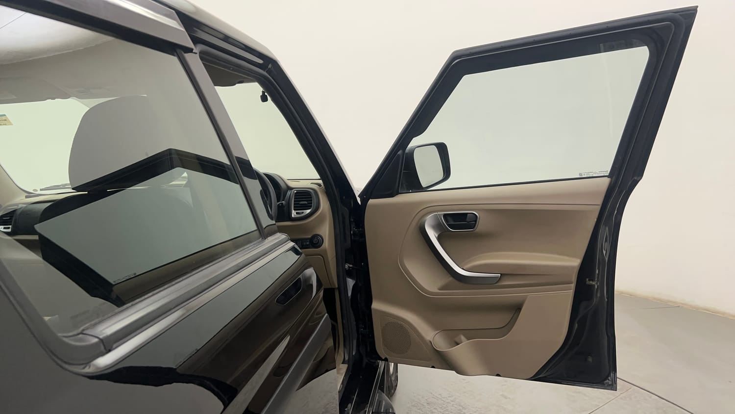 Mahindra Bolero Neo Interior Images