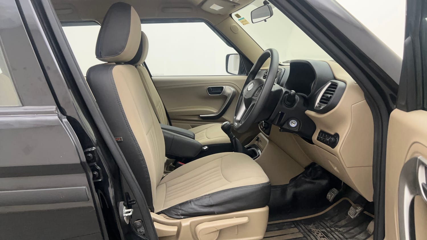 Mahindra Bolero Neo Interior Images