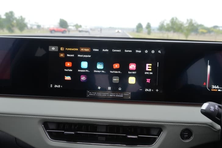 Mahindra XEV 9e Interior Images