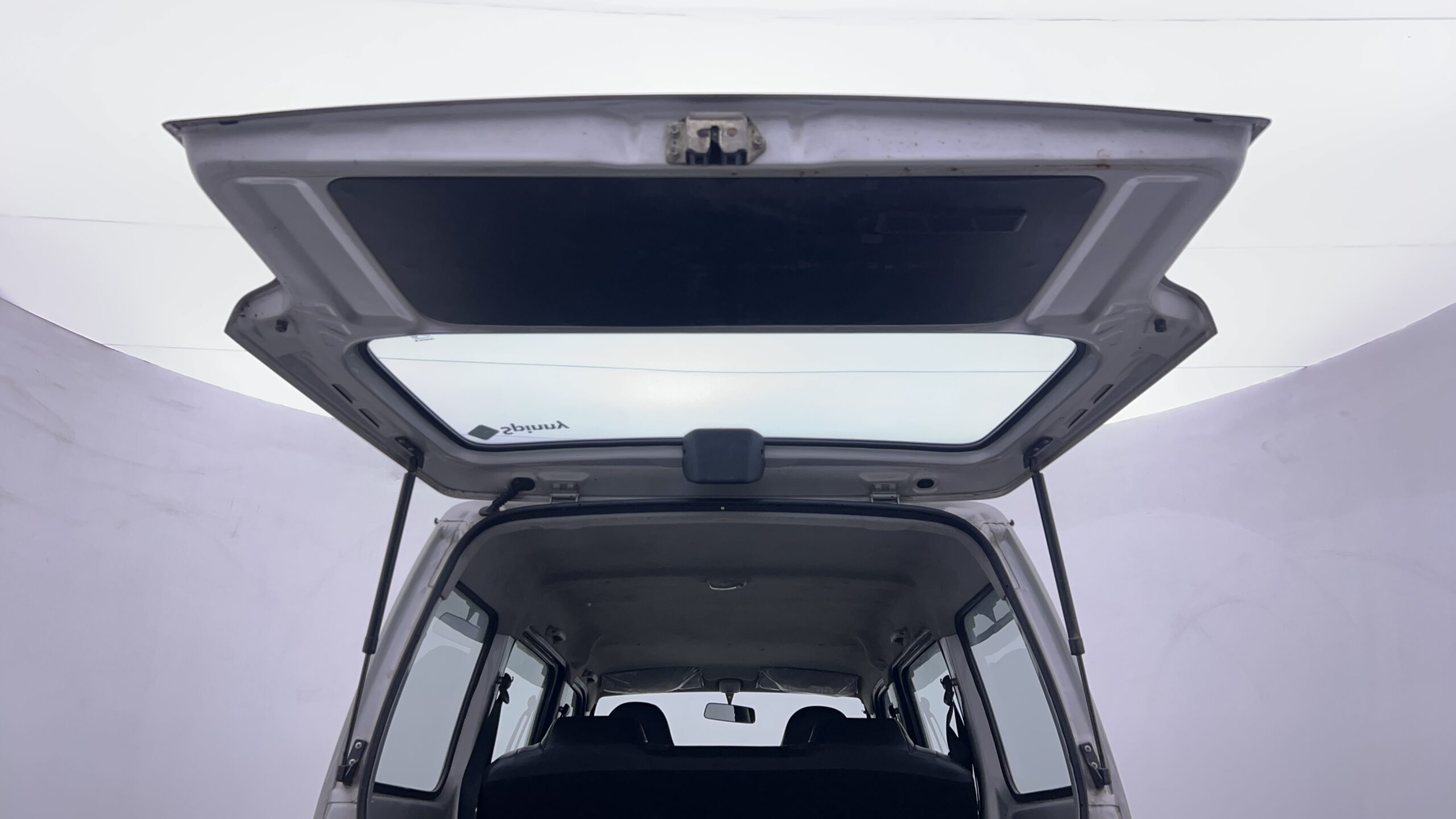 Maruti Eeco Interior Images