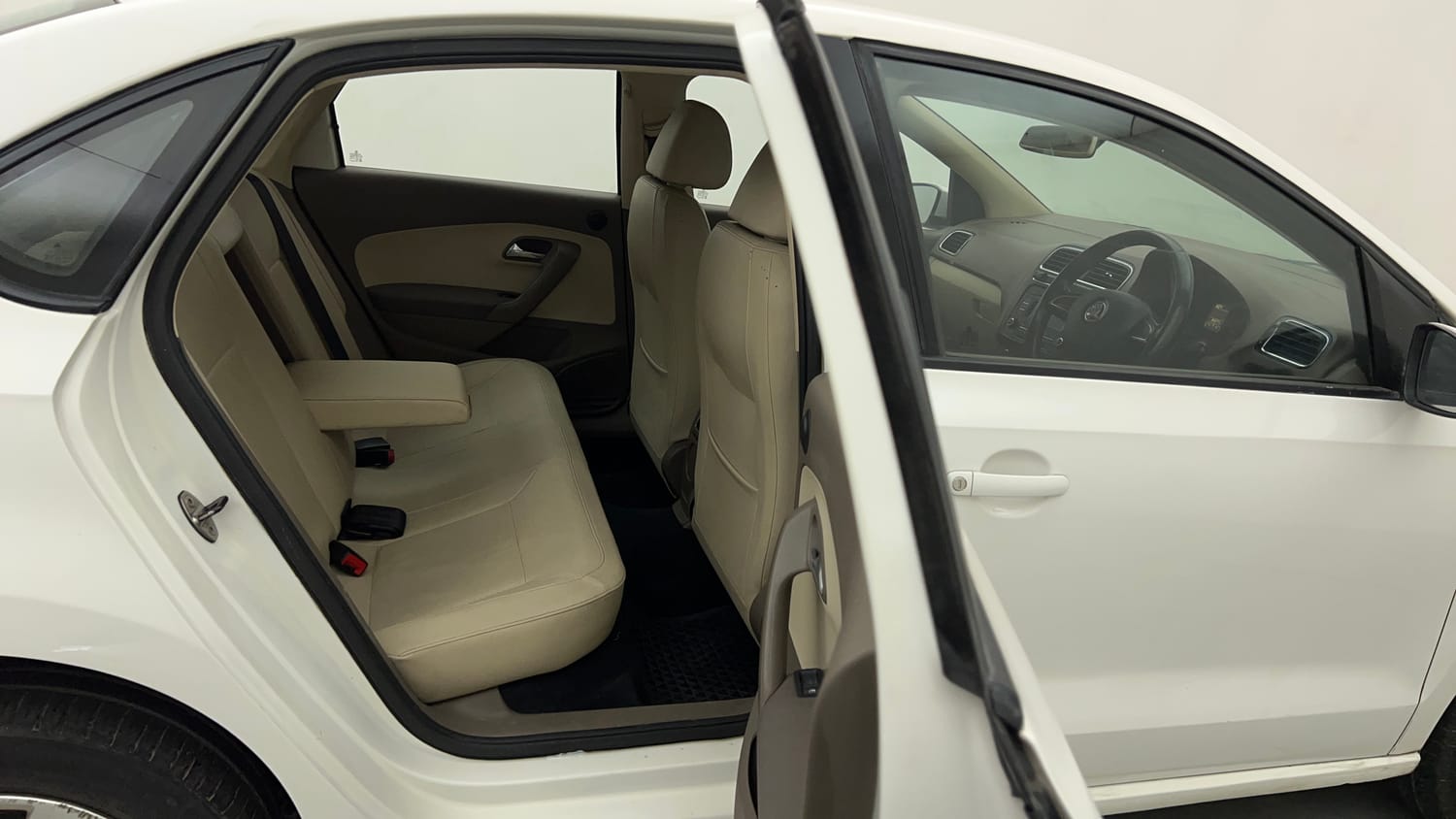 Skoda Rapid Interior Images