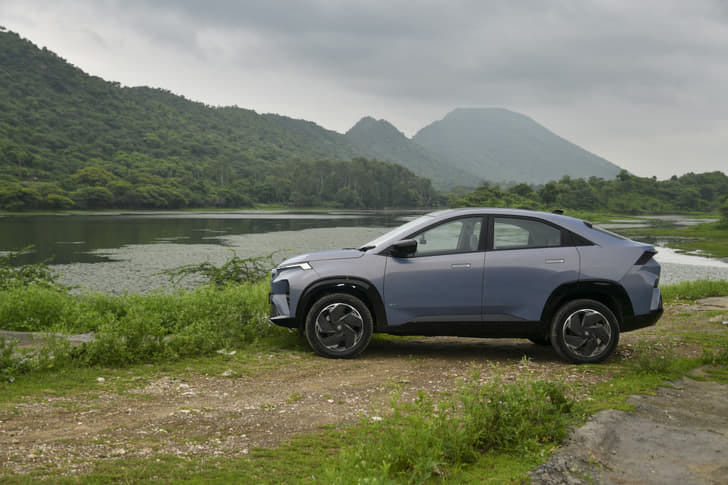 Tata Curvv EV Exterior Images
