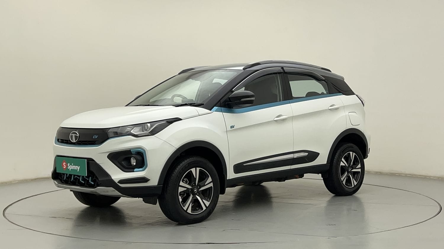 Tata Nexon EV Exterior Images