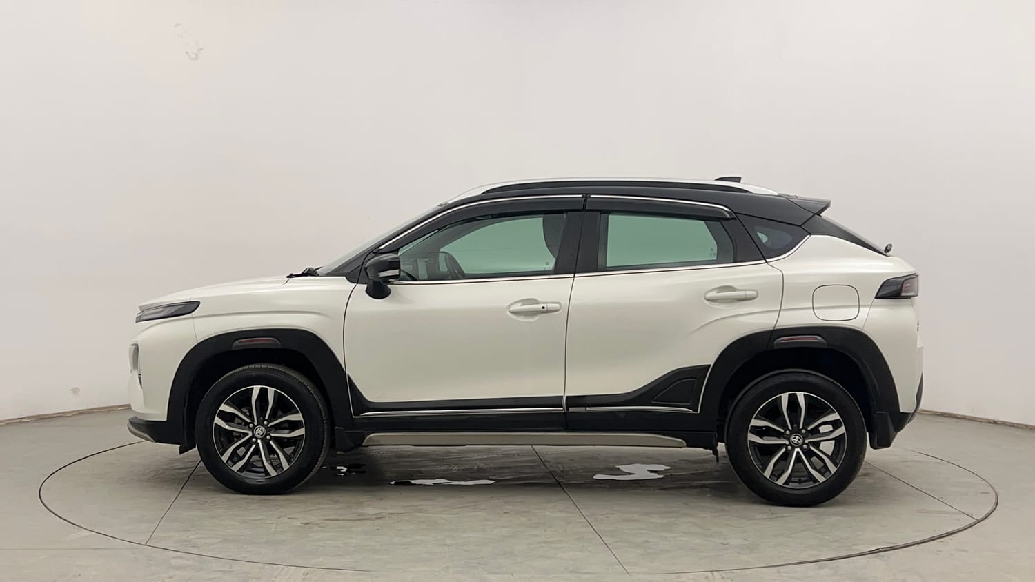 Toyota Urban Cruiser Taisor Exterior Images