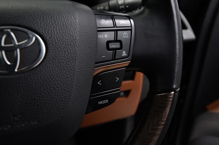 Toyota Vellfire Interior Images