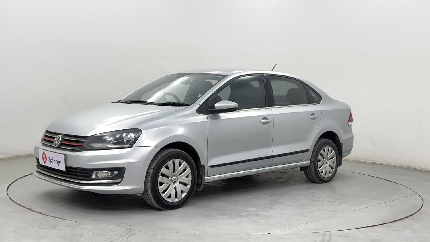 Volkswagen Vento Exterior Images