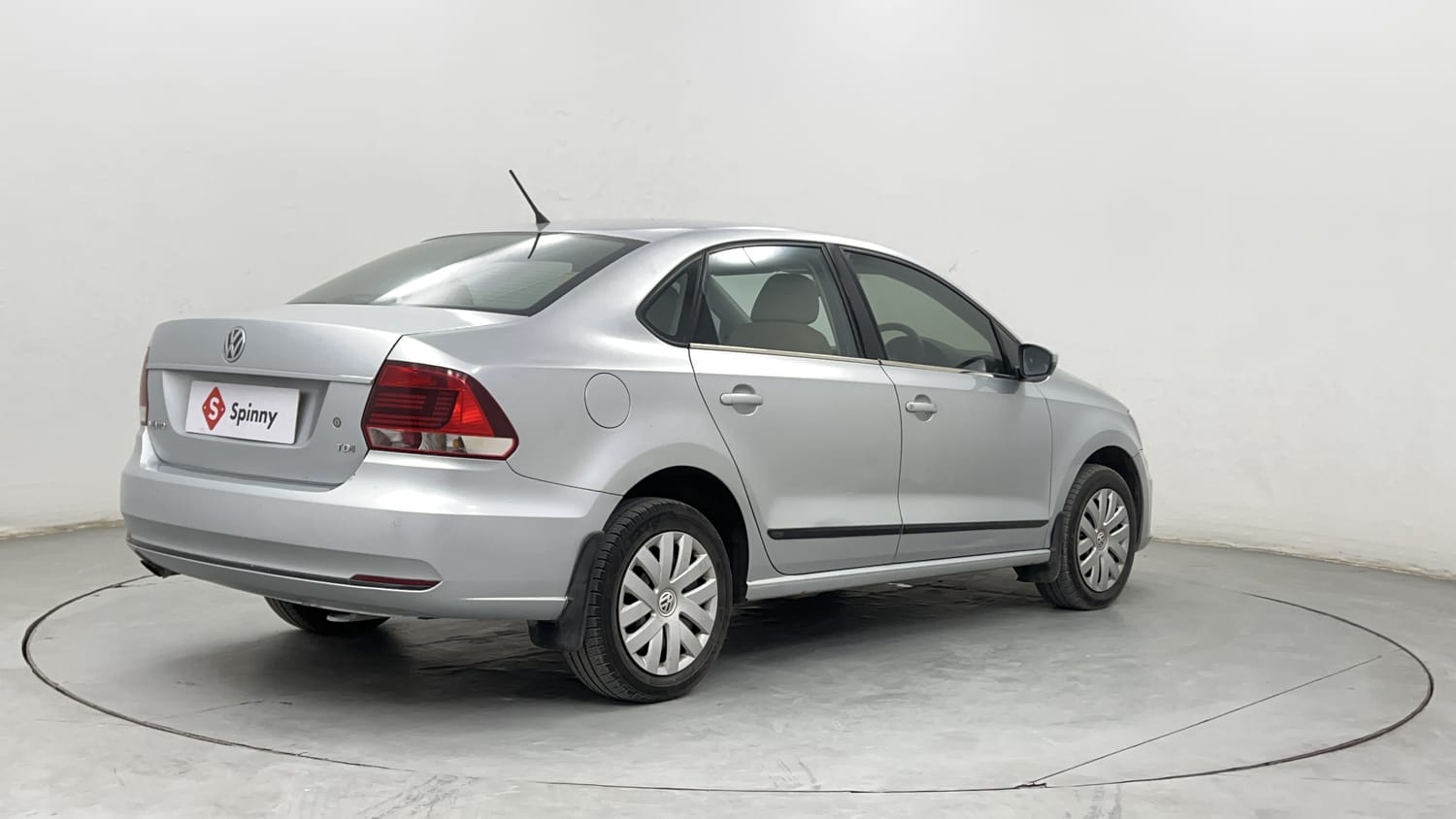 Volkswagen Vento Exterior Images