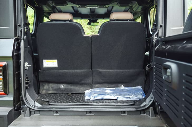 mahindra thar og second row seats