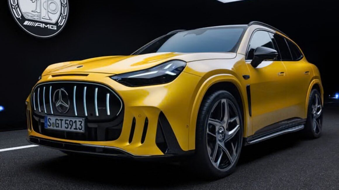 Mercedes-AMG GT SUV front