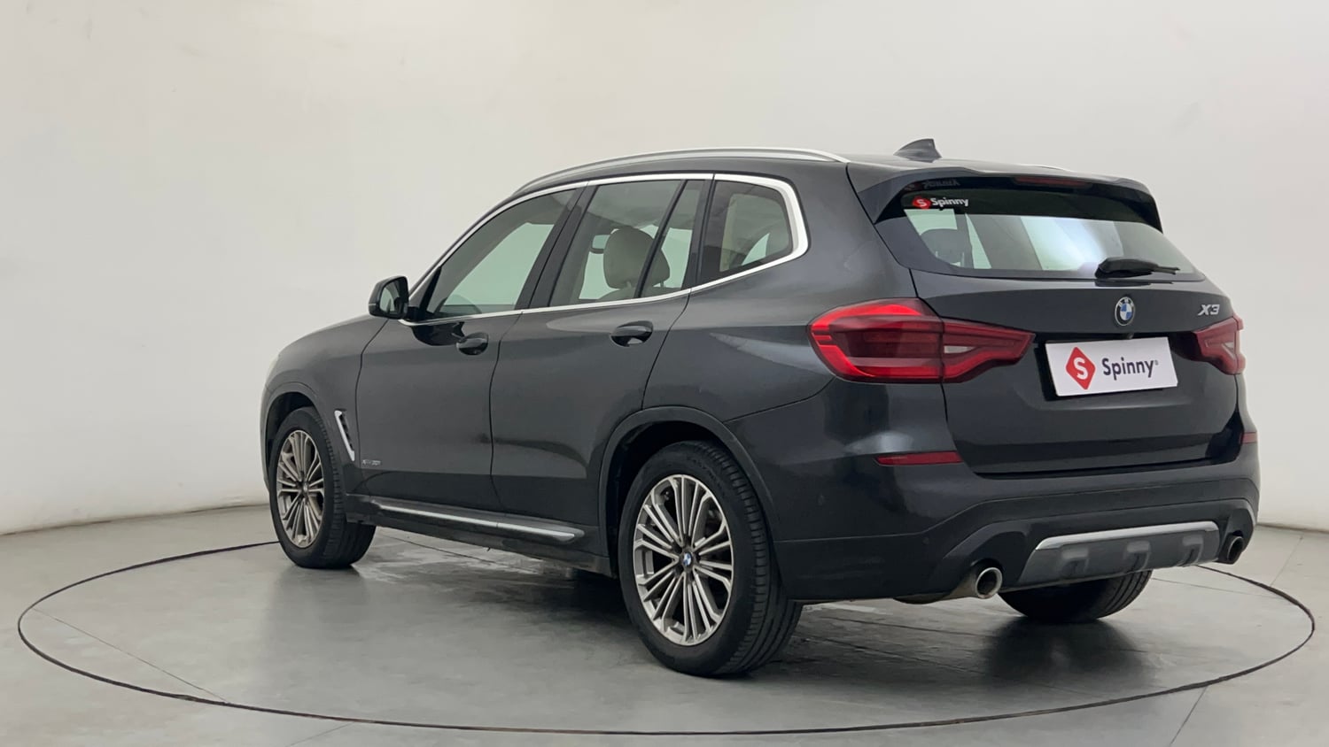 BMW X3 exterior